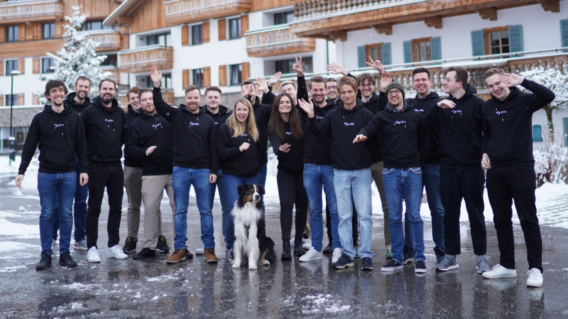 Das L21s-Team nach erfolgreichen Skifahrten und Après-Ski!